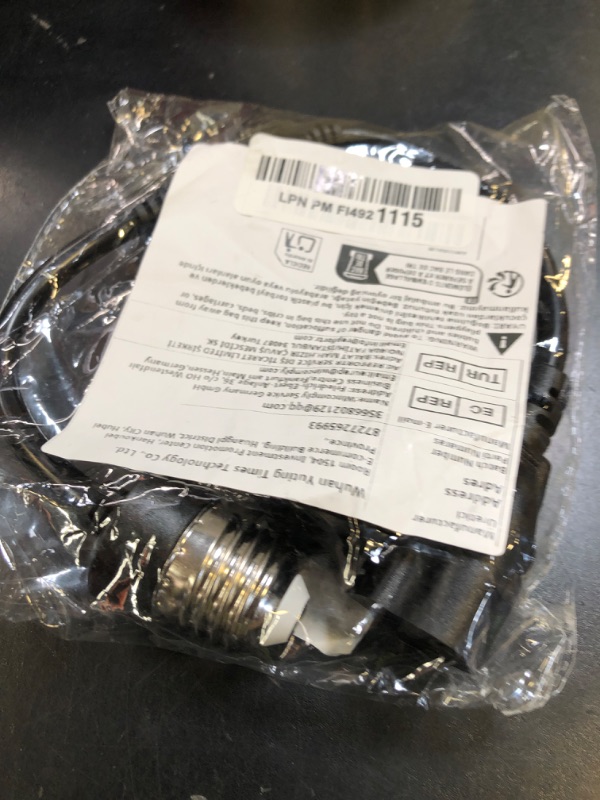 Photo 1 of 1 Pcs 2 in 1 Light Socket to Plug Adapter, Convert E26/E27 Bulb Socket to 2 Pieces 3 Prong Outlet with Extension Cord, Flexible Light Bulb Socket Converter Suitable for Porch Patio Garage Use (Black)