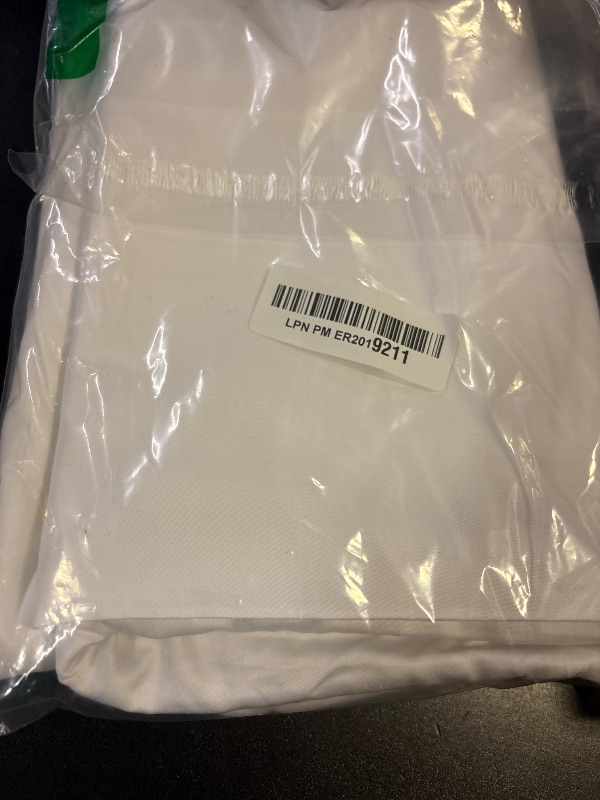 Photo 1 of 100% Egyptian Cotton Pillow Protectors Set of 2, 600 Thread Count King Size Bed Pillowcase with Zipper, Sateen Weave Cooling Pillow Cover Quiet and Breathable Easy Care (2PCS, King, White)