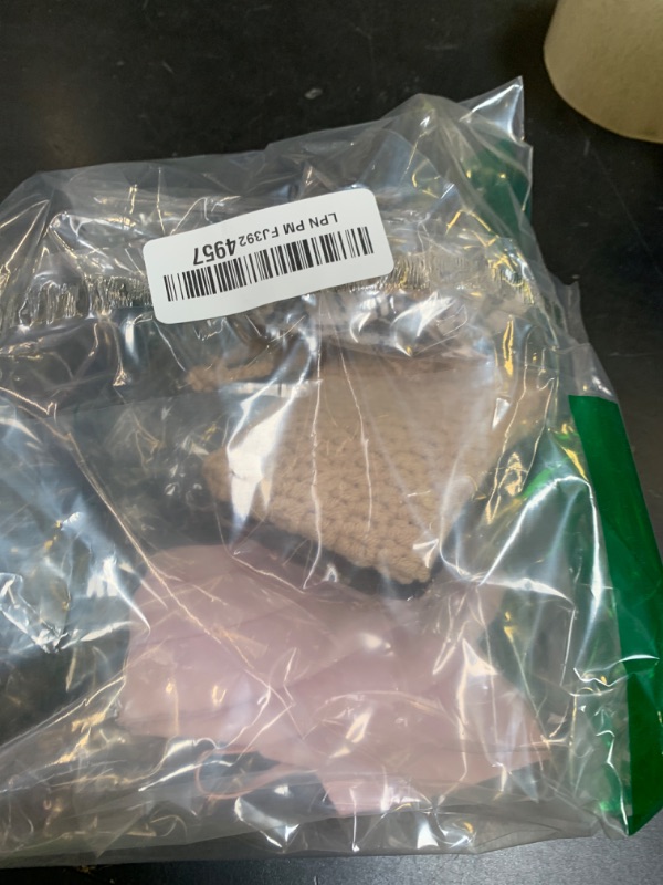 Photo 1 of (4-Pack) 17cm Clothes Set, Black Plaid Outfit & Pink Plaid Dress Set with Bow Clip and Metallic Details, Cute Pink Clothing, Knitted Doll Clothes with Hat & Crossbody Bag for 17cm Doll