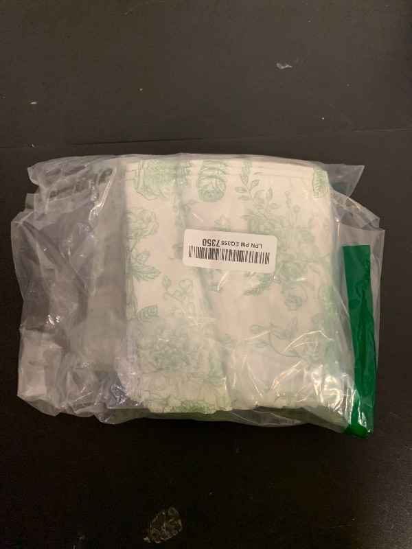 Photo 1 of 100 Floral Party Napkins Green Floral Paper Napkins Vintage Bouquet Flowers Disposable Cocktail Luncheon Napkins for Garden Tea Party Birthday Party Supplies (Sage Green)