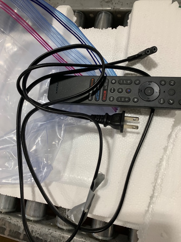 Photo 1 of TV IS BROKEN PARTS ONLY LG 55-Inch Class OLED AI 4K B5 Series Smart TV w/Dolby Atmos, Dolby Vision, HDR10, AI Super Upscaling 4K, Filmmaker Mode, Wow Orchestra, Alexa Built-in (OLED55B5PUA.AUSZ, 2025)TV IS BROKEN PARTS ONLY