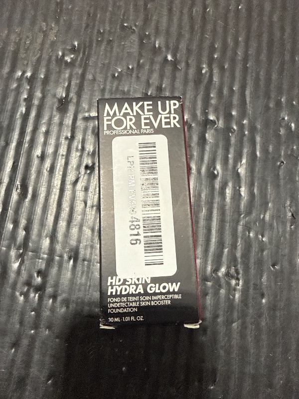 Photo 1 of HD Skin Hydra Glow - 1R02 Cool Alabaster by Make Up For Ever for Women - 1 oz Foundation