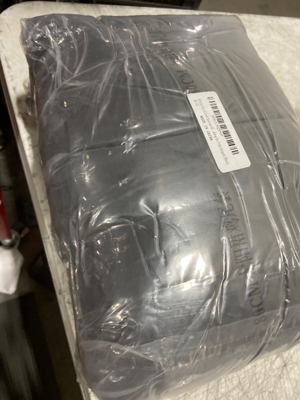 Photo 1 of JALANCY 4 Packs 32 x 43 Inch Spandex Round Cocktail Table Skirts with Wavy Drapes Stretch Cocktail Tablecloth Fitted High Top Tables for Wedding Bar Party Banquet (Black)