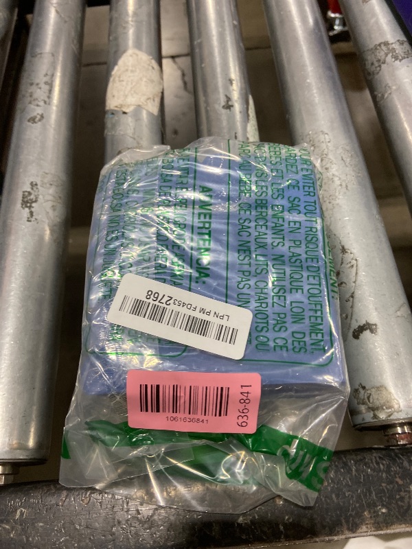 Photo 1 of 100 Pack Cocktail Napkin 2-Ply Scalloped Edged Dessert Napkins Folded 5 x 5 Inches Disposable Napkins for Dinner Wedding Birthday Party Bridal Anniversary Reception Event (Navy Blue)