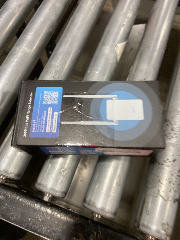 Photo 1 of Extender Ethernet Port Repeater