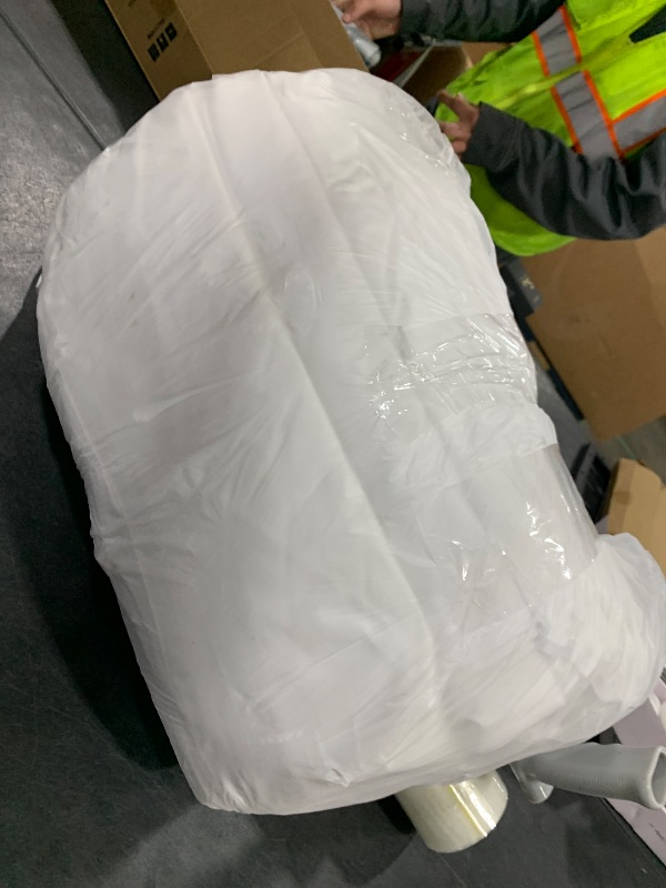 Photo 1 of 10 Pack White Round Tablecloths, 120 Inch Stain Resistant and Wrinkle Polyester Fabric Washable Table Clothes Cover for Kitchen Dining, Wedding, Reception Banquet, Birthday Party, Buffet Restaurant