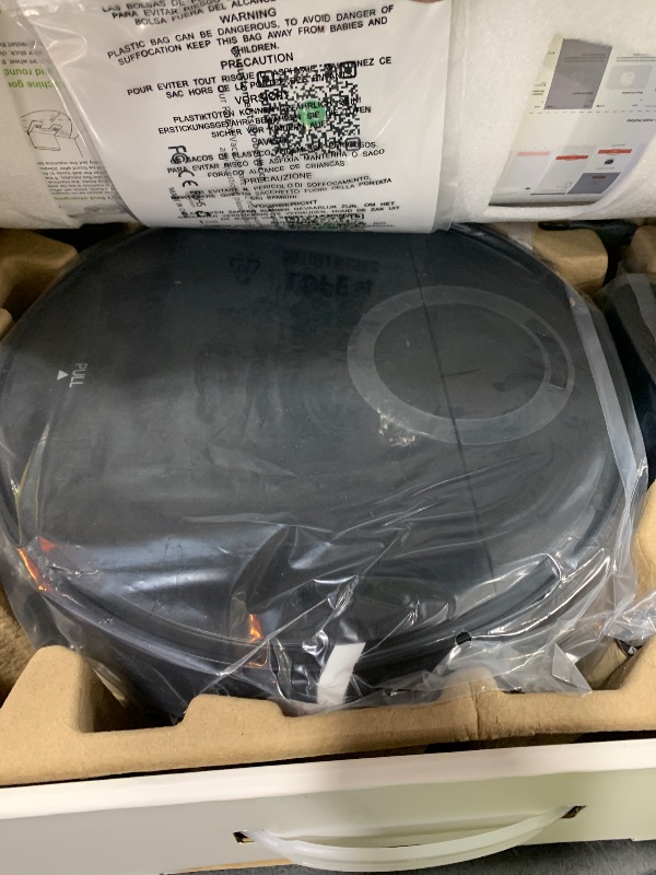Photo 1 of UMMUND Robot Vacuum and Mop Combo DLV