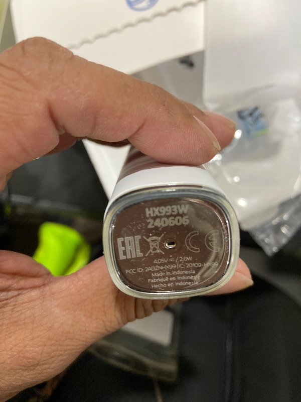 Photo 1 of Philips Sonicare DiamondClean Smart 9500 Electric Toothbrush, Sonic Toothbrush with App, Pressure Sensor, Brush Head Detection, 5 Brushing Modes and 3 Intensity Levels, White, Model HX9923/01