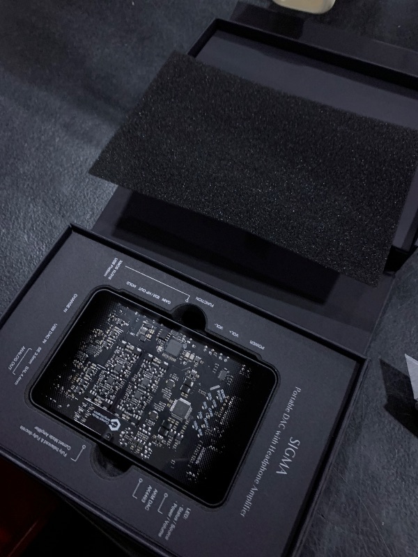 Photo 1 of Questyle Sigma Bluetooth Headphone Amplifier Portable Rechargeable DAC [MFi Certified] Bluetooth 5.4 Receiver with Dual Outputs High Resolution PCM768/DSD512 USB Amps for Smartphones/PC/Laptop