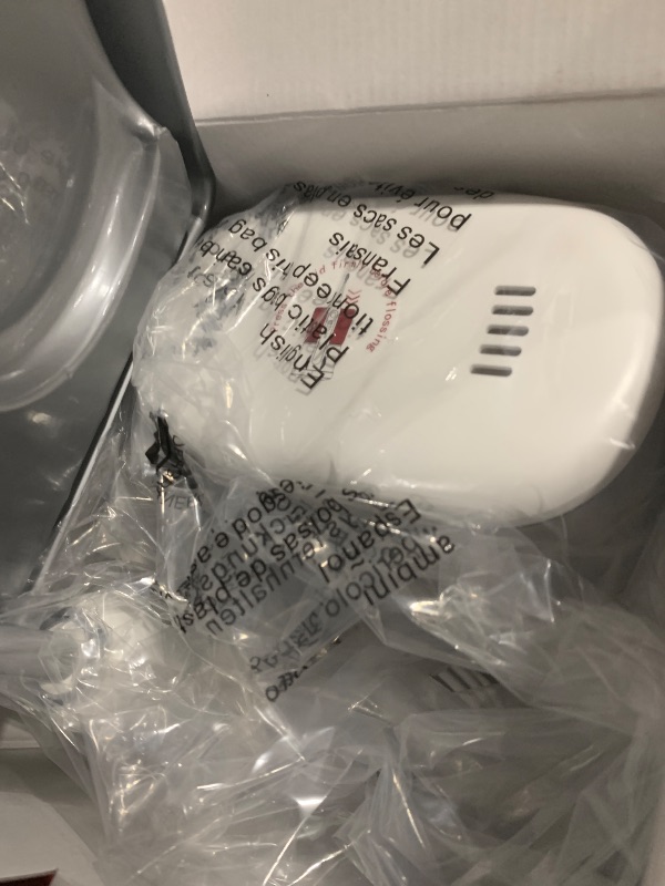 Photo 1 of OILSAO Electric Toothbrush with Water Flosser, Advanced 2.0 Flossing Toothbrush Combo in One with 5 Brush Modes & 3 Floss Speeds,500 ML Cordless,for Adults,Teeth, Gums, Braces, Dental Care,White