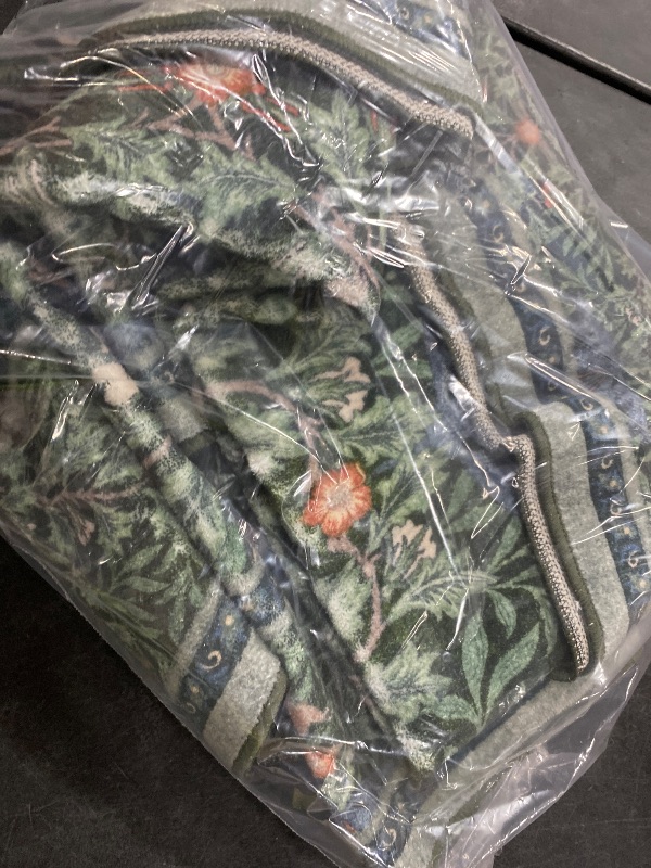 Photo 1 of Dadasgk Floral 5x8 Living Room Area Rug, Dark Green Soft Washable Boho Rugs for Bedroom Aesthetic Stain Resistant Floor Carpet Non Slip Vintage Botanical Rugs for Living Room Dining Room Home Office