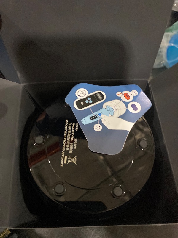 Photo 1 of Philips Norelco Shaver i9000 Prestige Ultra, Wet & Dry Electric Shaver, White Gold, SenseIQ Pro Technology, Triple Lift & Cut System, 360 Rotating NanoTech Precision Blades, Beard Styler, XP9403/88