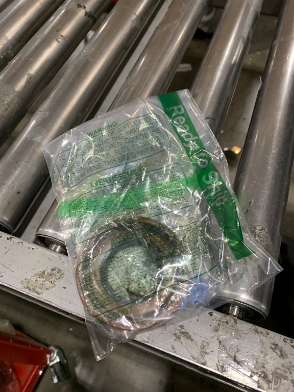 Photo 1 of GM Genuine Parts 291-315 (12471686) Rear Axle Shaft Seal