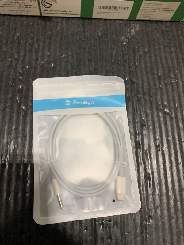Photo 1 of (Apple MFi Certified) iPhone AUX Cord,Lightning to 1/8 Inch Audio Cable,3.3ft, Headphone Jack Adapter Male Aux Stereo Audio Cable Compatible for iPhone 14/13/12/11/XR/X/8/7 (White)