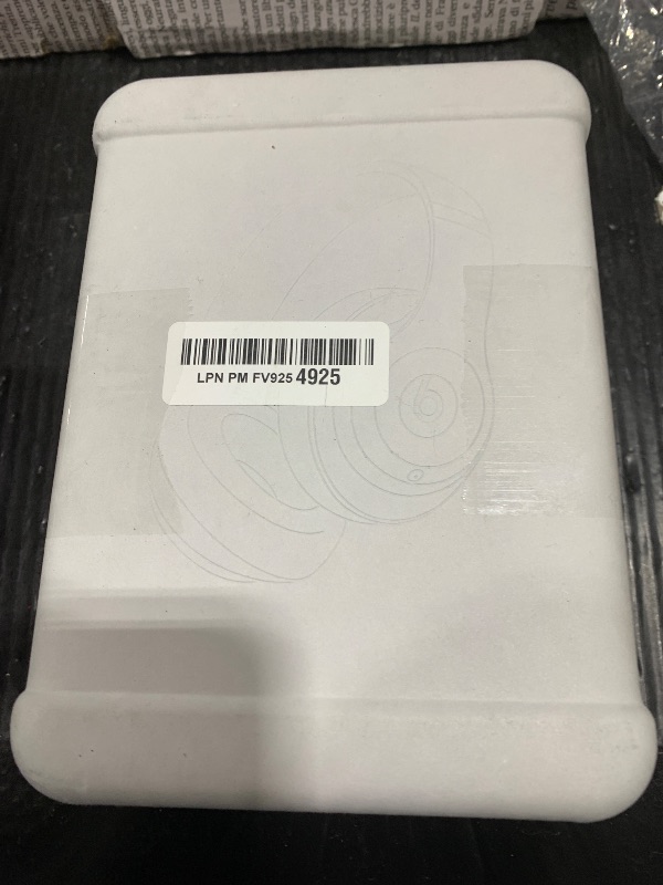 Photo 1 of Beats Studio Pro - Premium Wireless Over-Ear Headphones- Up to 40-Hour Battery Life, Active Noise Cancelling, USB-C Lossless Audio, Apple & Android Compatible - Black