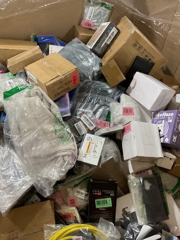 Photo 1 of NELLIS VARIETY BOX PALLET MIXED ITEMS

