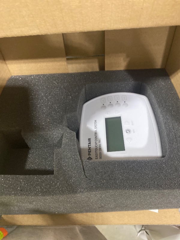 Photo 1 of Pentair 520548 EasyTouch Indoor Control Panel for 4 Circuit Systems