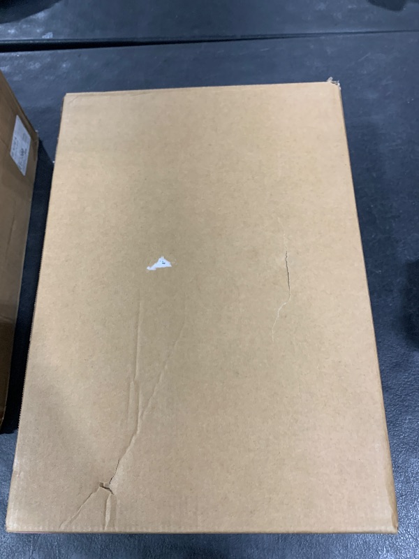 Photo 1 of **********MISSING PARTS***************READ CLERK COMMENTS********

Robustrue Cordless Impact Wrench 738ft-lbs (1000N.m), High Torque Brushless 1/2 Impact Gun, 2 x4.0Ah Battery 21V Max, Fast Charger, 4 Sockets, Impact Wrench for Home Car Tires Truck Mover