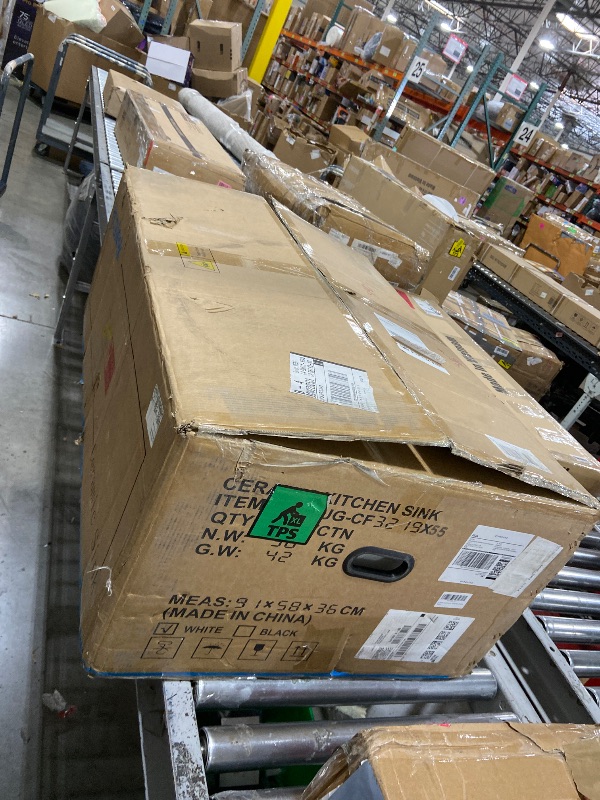 Photo 1 of 32 White Undermount Double Kitchen Sink, Hugsleek Topmount & Undermount Kitchen Sink 32x19 inch White Porcelain Ceramic Fireclay Sinks Dual Mount 50/50 Double Bowl Under Counter Sinks Basin Drop In