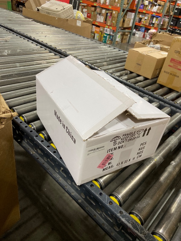 Photo 1 of Farmhouse Chandelier, Gold Modern Dining Room Light Fixture with White Fabric Shade, 5-Light Height Adjustable Industrial Pendant Island Light Fixture for Foyer Entryway Hallway Kitchen Bedroom