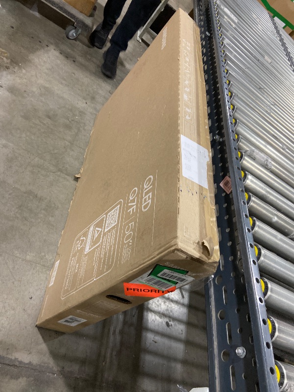 Photo 1 of Samsung 50-Inch Class QLED Q7F Series Samsung Vision AI Smart TV (2025 Model, 50Q7F) Quantum HDR, Object Tracking Sound Lite, Q4 AI Gen1 Processor, 4K upscaling, Gaming Hub, Alexa Built-in