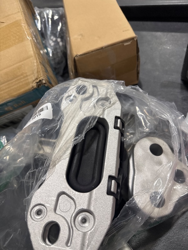 Photo 1 of A-Premium Engine Motor Mount and Transmission Mount Kit Compatible with Jeep Cherokee 2014-2022 2.4L, Automatic Transmission, 2-PC Set, Replace# 68418876AB