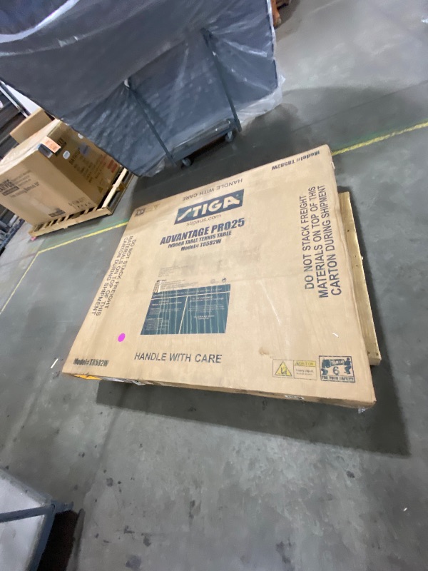 Photo 1 of SELLING FOR PARTS ONLY-----------------------STIGA Advantage Series Ping Pong Tables - 13, 15, 19, and 25mm Tabletops - Quickplay 10 Minute Assembly - Playback Mode - Recreational to Tournament Level
