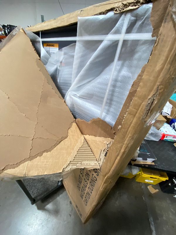 Photo 1 of SELLING FOR PARTS ONLY-----------------------STIGA Advantage Series Ping Pong Tables - 13, 15, 19, and 25mm Tabletops - Quickplay 10 Minute Assembly - Playback Mode - Recreational to Tournament Level