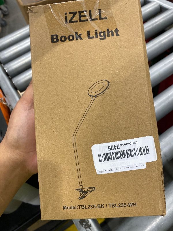 Photo 1 of *UNTESTED*
iZELL Desk Lamp, [3 Color Modes & 10 Brightness] LED Reading Light with Clamp, Silicone Flexible Arm Book Light for Kids Reading Book in Bed at Night Clip on Table, Headboard, Dorm - 15.8‘’ Black