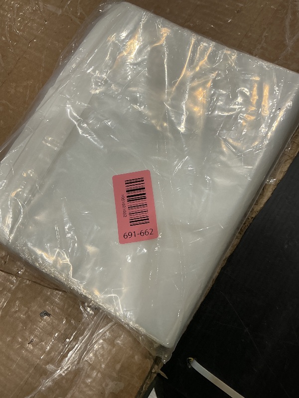 Photo 1 of 100 Count Clear plastic bags  Merchandise bags 1.5 ml With Sealant