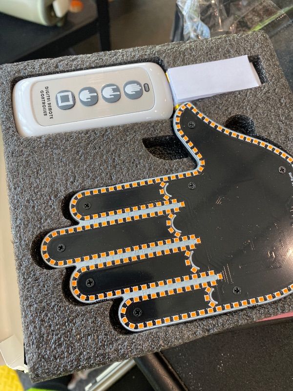 Photo 1 of *UNTESTED*
Car Accessories for Men - Car Finger Light with 6 Gestures Remote - Show Your Feelings to Drivers - Glogesture Hand Lights, Funny Car Ideal Gift,Finger Car LED Signs for Men and Women