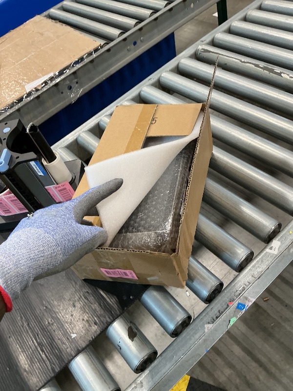 Photo 1 of [2+64GB] Android 15 Car Radio for Lexus RX300 RX330 RX350 RX400H 2004-2009 Wireless CarPlay Android Auto, 9 Inch Touch Screen Car Radio WiFi GPS Bluetooth EQ 26UI Backup Camera MIC