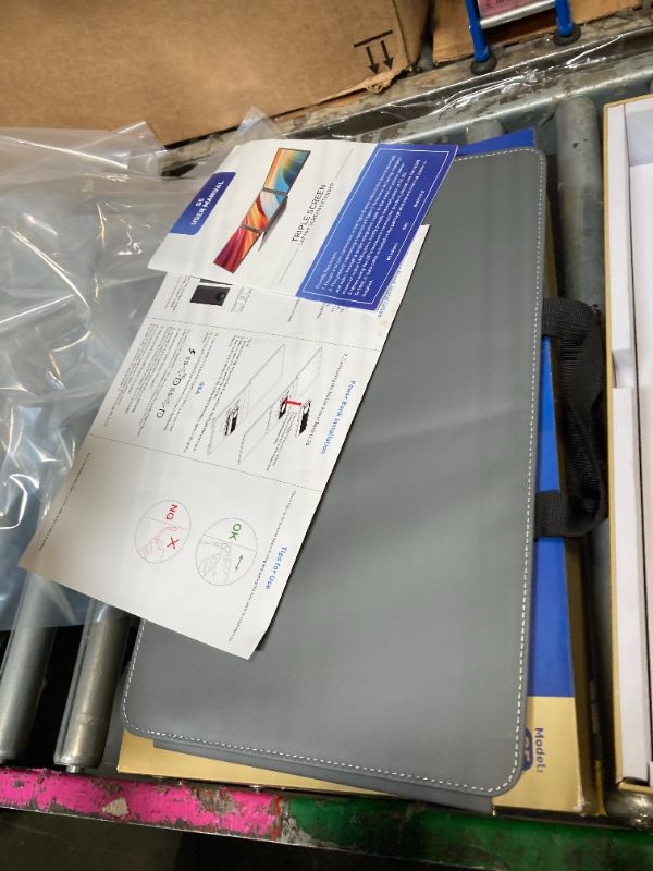 Photo 1 of *USED*
KEFEYA 15.6" Laptop Screen Extender, Includes Power Bank, FHD 1080P IPS Triple Laptop Monitor Extender for 13-17" Laptops, Plug & Play with HDMI/USB-A/TYPE-C/Hub, Compatible with Windows, Mac, Android