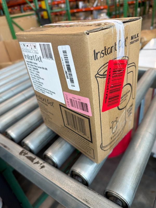 Photo 1 of *UNTESTED*
Instant Pot Milk Frother, 4-in-1 Electric Milk Steamer, 10oz/295ml Automatic Hot and Cold Foam Maker and Milk Warmer for Latte, Cappuccinos, Macchiato, From the Makers of Instant 500W, Black