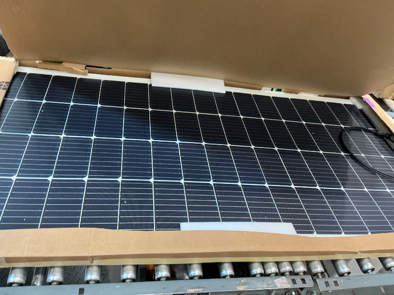 Photo 1 of **MINOR DAMAGE/check clerk comments**
Renogy Solar Panels 200 Watt 12V, Flexible Solar Panel 200W 22% High-Efficiency, 240° Ultra Lightweight Solar Panels for Marine RV Cabin Van Car Boat Camping Curve Surfaces