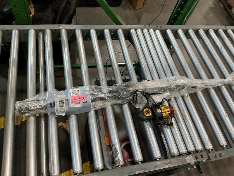 Photo 1 of ***MAJOR DAMAGE*** PENN 8' Spinfisher VII Spinning Fishing Rod & 5500 Reel Combo, 12-20lb Line Rating, Medium Heavy Power, IPX5 Sealing, CNC Gear Technology with Brass Main Gear