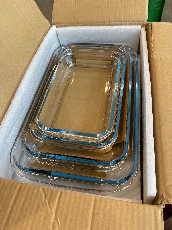 Photo 1 of *MINOR DAMAGE*
8-Piece Deep Glass Baking Dish Set with Plastic lids,Rectangular Glass Bakeware Set with Lids, Baking Pans for Lasagna, Leftovers, Cooking, Kitchen, Freezer-to-Oven and Dishwasher, Gray