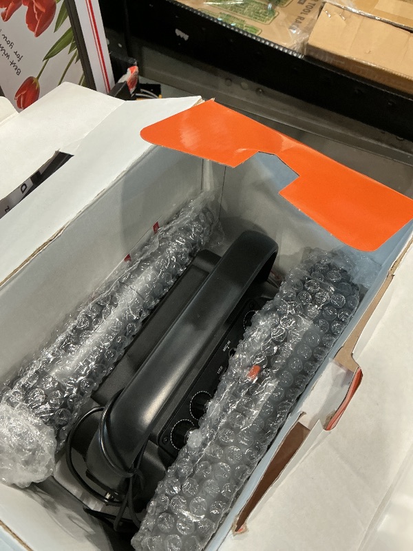 Photo 1 of *MINOR DAMAGE - USED*
Karaoke Machine, Portable Bluetooth Speaker with 2 Wireless Microphones for Adults & Kids with Lights, Karaoke Microphone with PA System Supports USB/TF/FM/AUX for Home Party Home System Packages