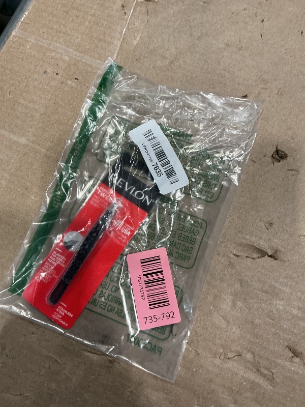 Photo 1 of *MINOR DAMAGE - USED*
Revlon Expert Slant Tweezer, High Precision For an Easy Hair Removal, Made With Stainless Steel, 1 Count