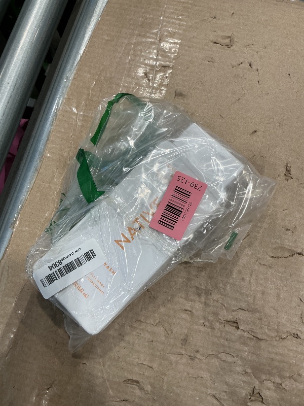 Photo 1 of *MISSING PARTS*
Native Body Wash Contains Naturally Derived Ingredients | For Women & Men, Sulfate, Paraben, & Dye Free Leaving Skin Soft and Hydrated | Toasted Vanilla & Honey 18 oz