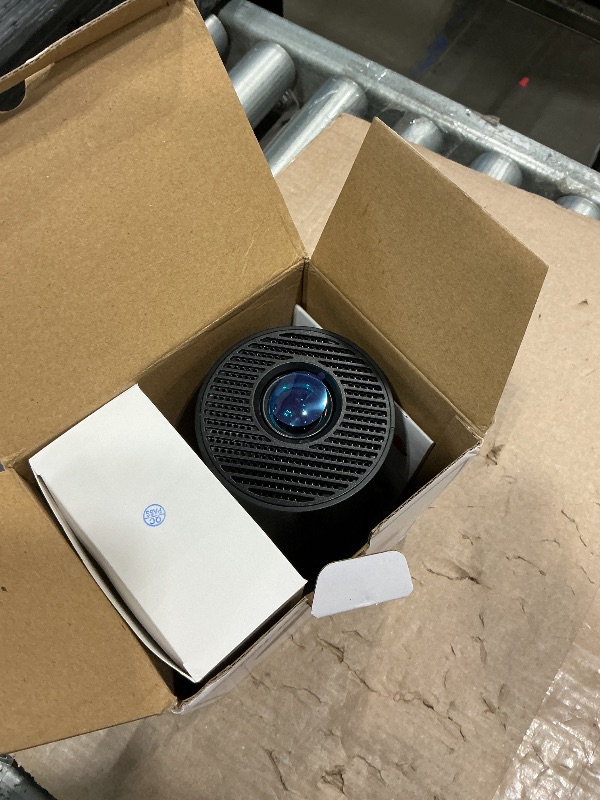 Photo 1 of [Built-in Apps & 2026 Upgraded] Mini Projector Support 4K 1080P Auto Keystone 180° Rotatable with WiFi 6 and Bluetooth 5.4, Projector Portable Compatibile with HDMI/TV Stick/Memory Stick/Laptop-Black