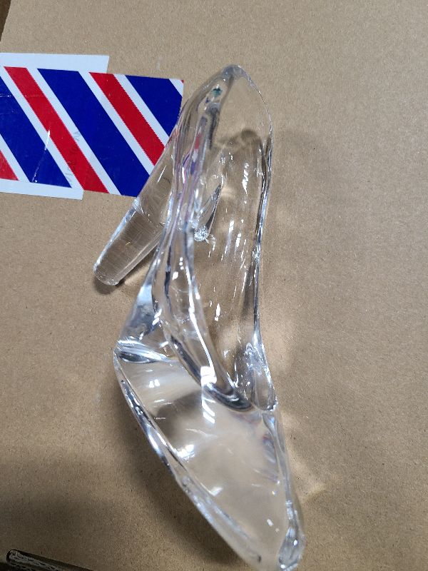 Photo 1 of 1 Pack Glass Slipper, Small Glass Crystal High Heels, Crystal High Heels Shoes for Birthday Decoration Party, Wedding Supplies Decorative Party Decorations, Transparent Decorative Items
