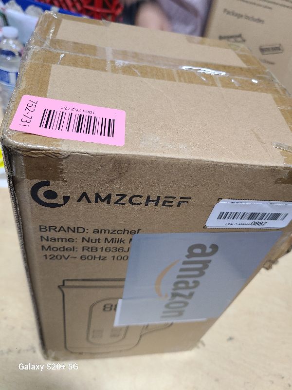 View 2 of 10 in 1 Nut Milk Maker, AMZCHEF 40oz Plant Milk Maker for Homemade Almond Milk, Soy Milk, Oatmeal, and Non-Dairy Beverages, BPA Free Almond Milk Maker with Delay Start, Keep Warm, Clean, Boiling