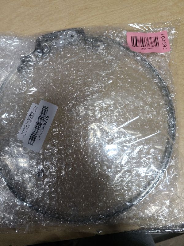 Photo 1 of 10 Inch Glass Lid for Lodge Cast Iron Skillet, 10" OXO Obsidian Frying Pan, Calphalon stainless pans and Other 10-10.25 Inch Kitchenware