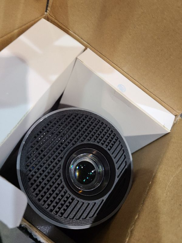 Photo 1 of ?Electric Focus?Magcubic Mini Projector 4K Support, Smart Projector with WiFi 6 and Bluetooth 5.4, 5W Soundbase Speaker, 180° Rotation, Portable Proyector for Home Theater