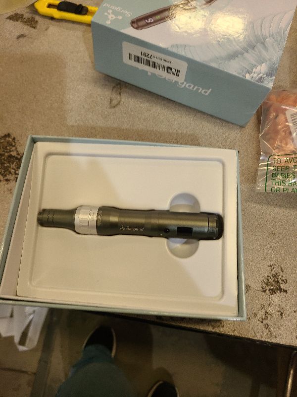 Photo 1 of 0.25mm Derma Roller Pen