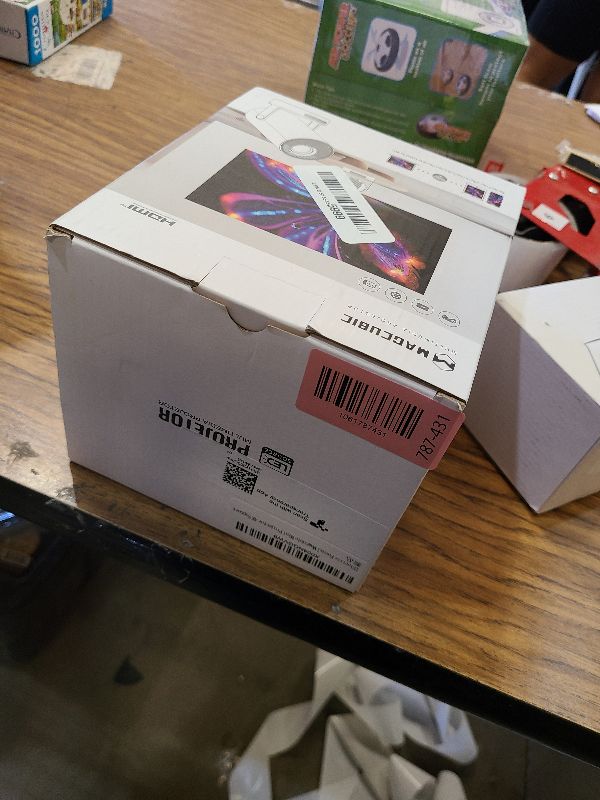 Photo 1 of ?Electric Focus?Magcubic Mini Projector 4K Support, Smart Projector with WiFi 6 and Bluetooth 5.4, 5W Soundbase Speaker, 180° Rotation, Portable Proyector for Home Theater