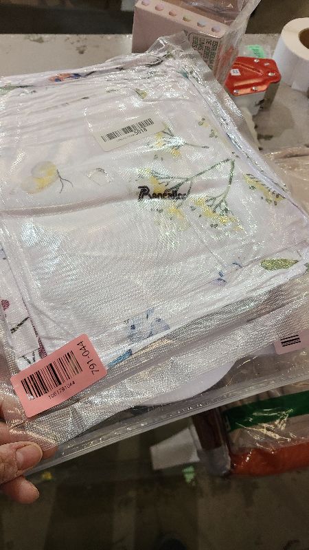 Photo 1 of 12 Pcs Cloth Napkins 18 x 18 Inch Napkins Washable Dinner Table Tea Party Polyester for Kitchen Summer Christmas Party Wedding Restaurant Indoor(Colorful Flowers)