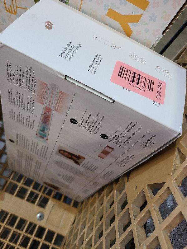 Photo 1 of "T3 AireBrush Duo Interchangeable Hot Air Blow Dry Brush with Two Attachments  Includes 15 Heat and Speed Combinations, T3 IonFlow Technology, Volume Booster Switch, Lock-in Cool Shot"