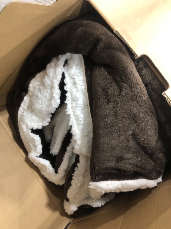 Photo 1 of *USED*Woolrich Reversible Comforter Set Ultra Soft Plush to Sherpa, Down Alternative, Cold Weather Winter Warm Bedding, with Matching Sham, Decorative Pillow Brown/Ivory King 4 Piece